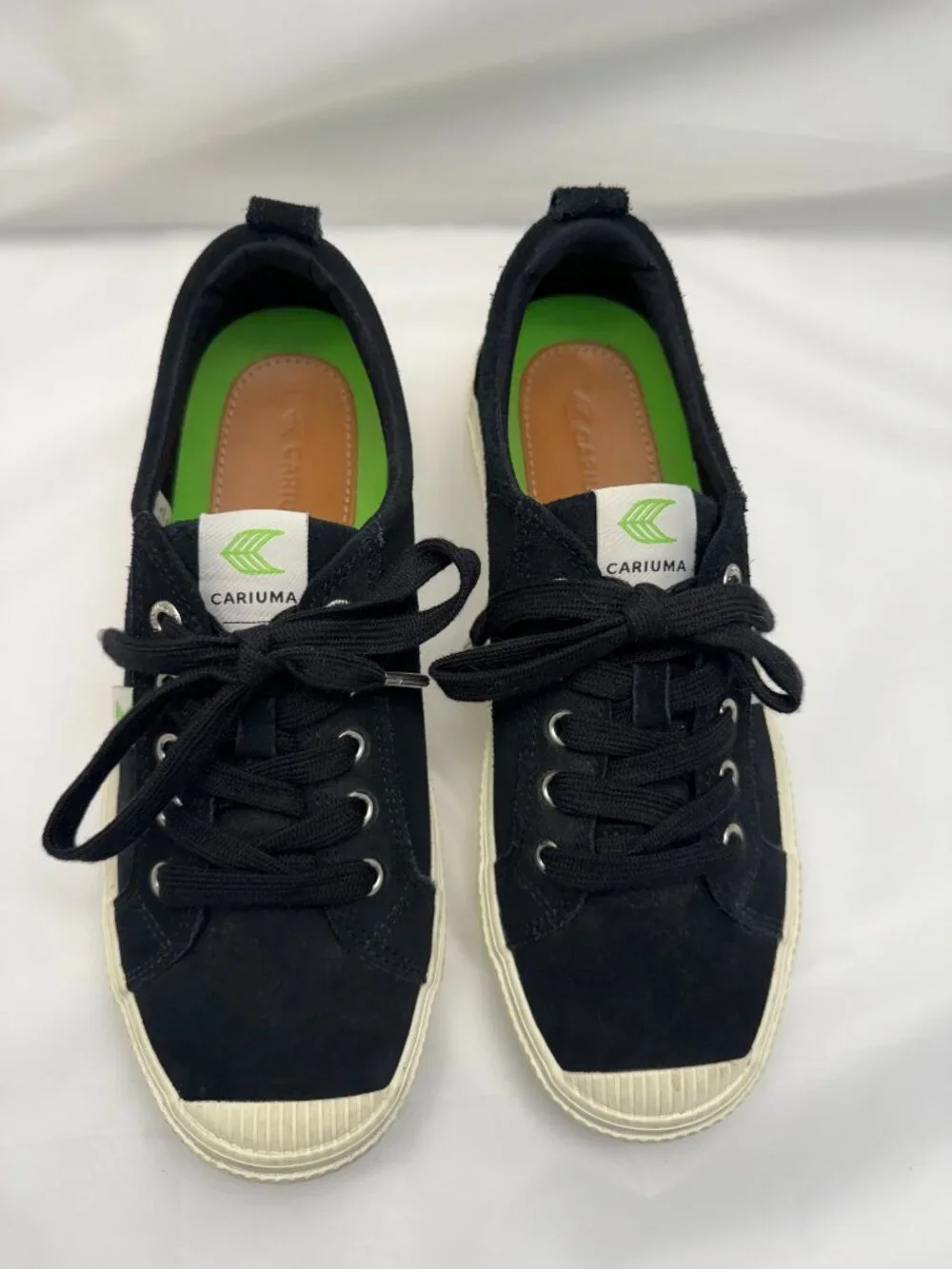 Cariuma Black Suede OCA Low Lace Up Sneakers Size 9